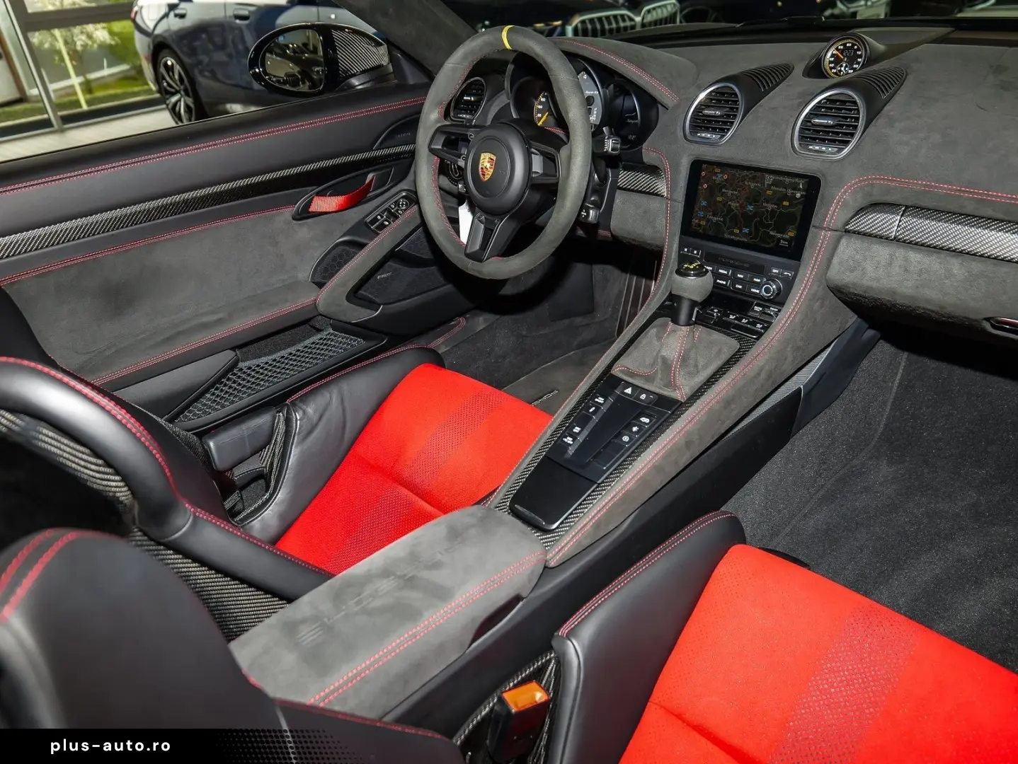 PORSCHE 718 Boxster Spyder RS Weissach Sichtcarbon