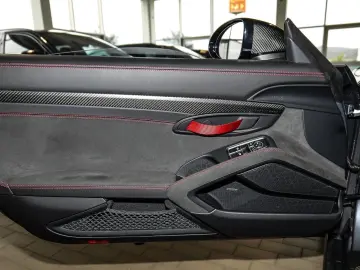 PORSCHE 718 Boxster Spyder RS Weissach Sichtcarbon
