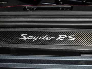 PORSCHE 718 Boxster Spyder RS Weissach Sichtcarbon