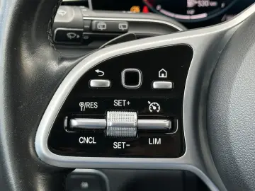 MERCEDES-BENZ GLE 300 d 4Matic 9G DI-TACHO SPUR AHK KAMERA