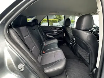 MERCEDES-BENZ GLE 300 d 4Matic 9G DI-TACHO SPUR AHK KAMERA