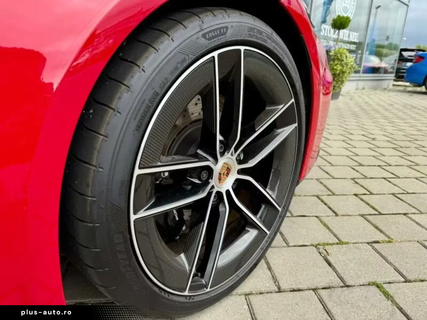 Porsche 992 Carrera 4 GTS CHRONO CARBON PANO LIFT ACC