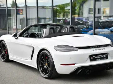 PORSCHE Boxster GTS 4.0 Navi  Carplay  Sitzh.  20 Zoll