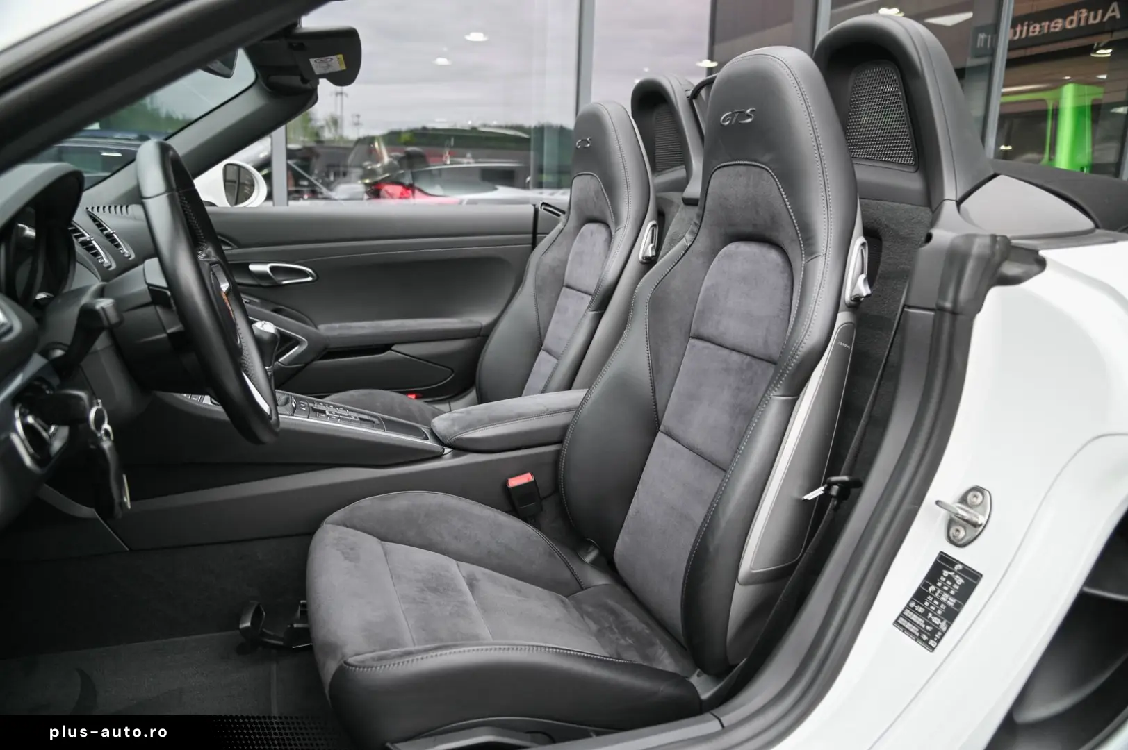 PORSCHE Boxster GTS 4.0 Navi  Carplay  Sitzh.  20 Zoll
