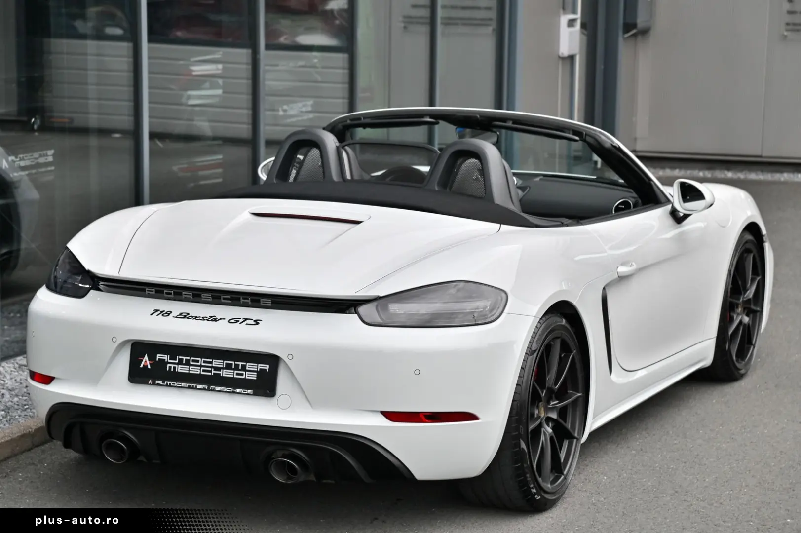 PORSCHE Boxster GTS 4.0 Navi  Carplay  Sitzh.  20 Zoll