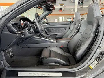 PORSCHE 992 Turbo S Cabrio