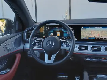 MERCEDES-BENZ GLE400d AMG Coupe 4M_Pano