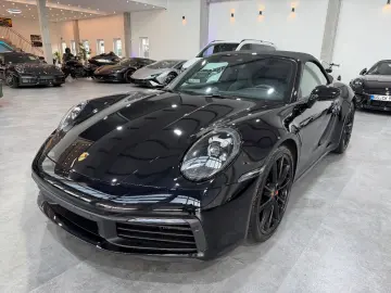 PORSCHE 992 Carrera 4 S Cabriolet Chrono Approved 07.26