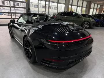 PORSCHE 992 Carrera 4 S Cabriolet Chrono Approved 07.26