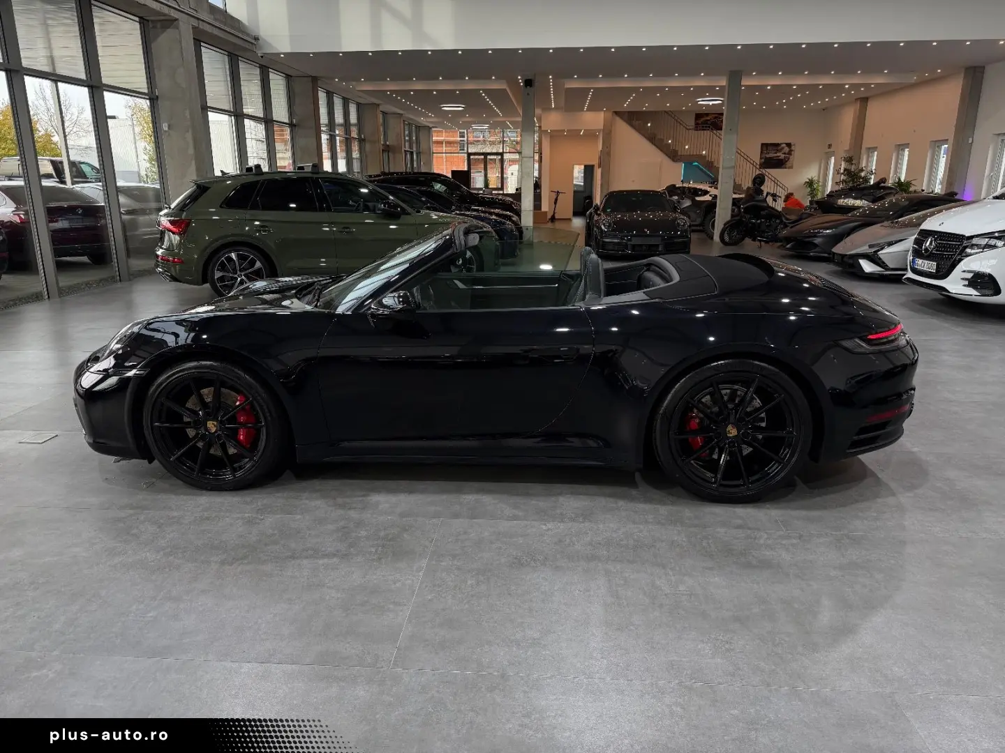 PORSCHE 992 Carrera 4 S Cabriolet Chrono Approved 07.26
