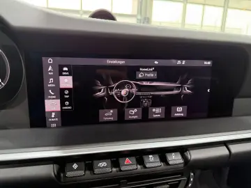 PORSCHE 992 Carrera 4 S Cabriolet Chrono Approved 07.26