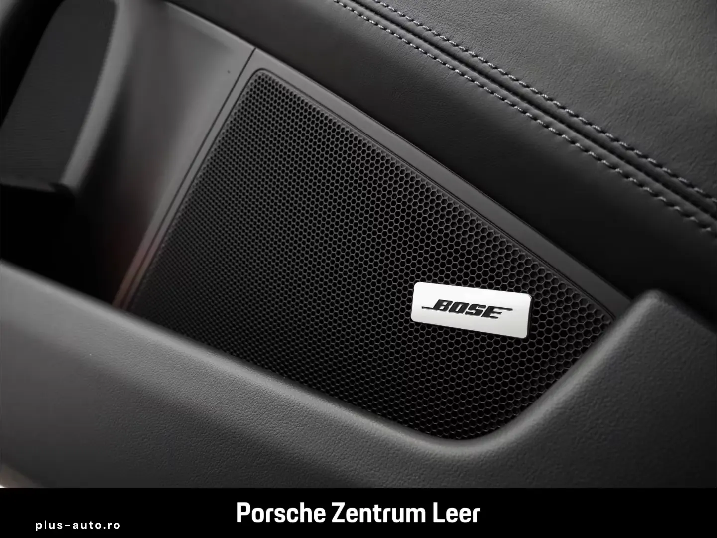 Porsche 911 (992) Carrera S Cabriolet SportDesign Bose C