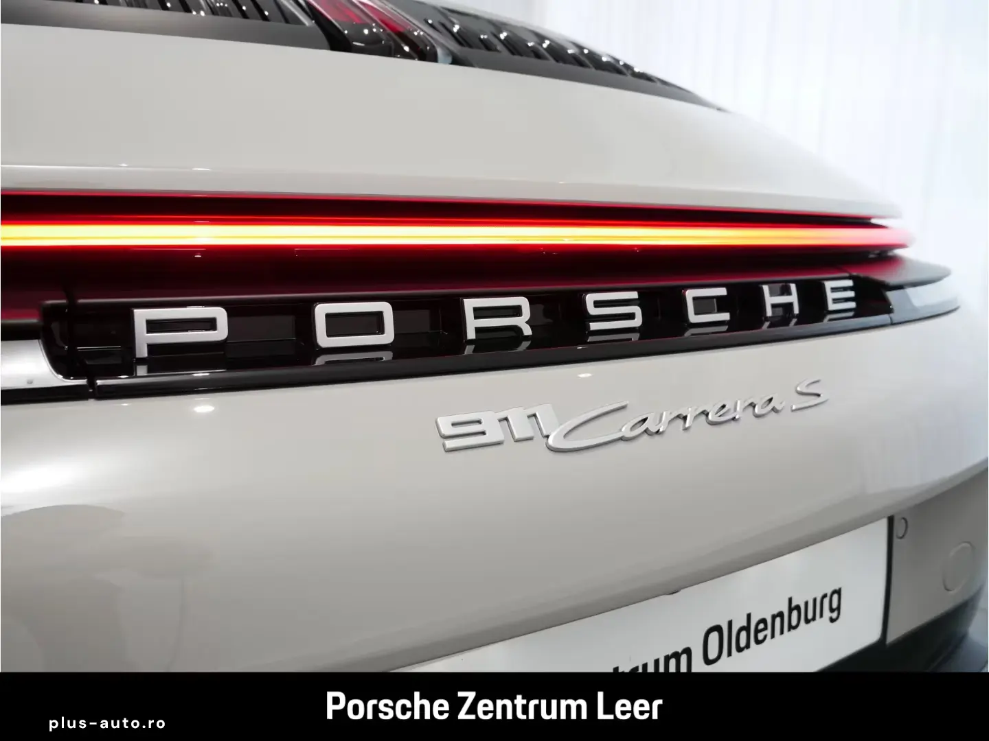 Porsche 911 (992) Carrera S Cabriolet SportDesign Bose C