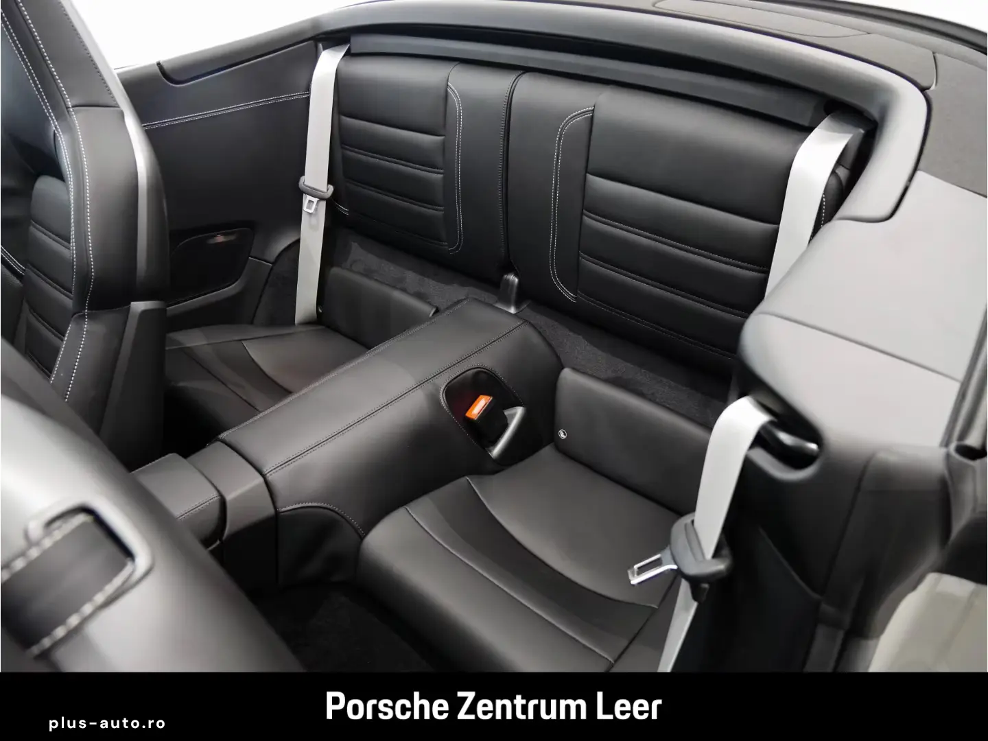 Porsche 911 (992) Carrera S Cabriolet SportDesign Bose C