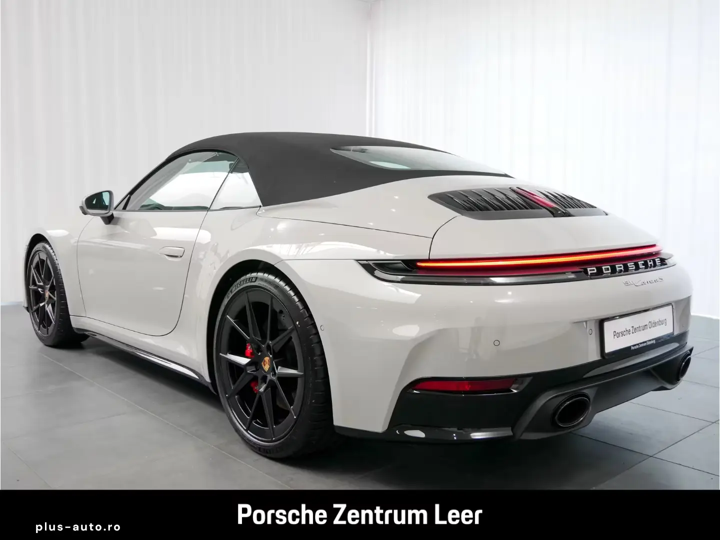 Porsche 911 (992) Carrera S Cabriolet SportDesign Bose C
