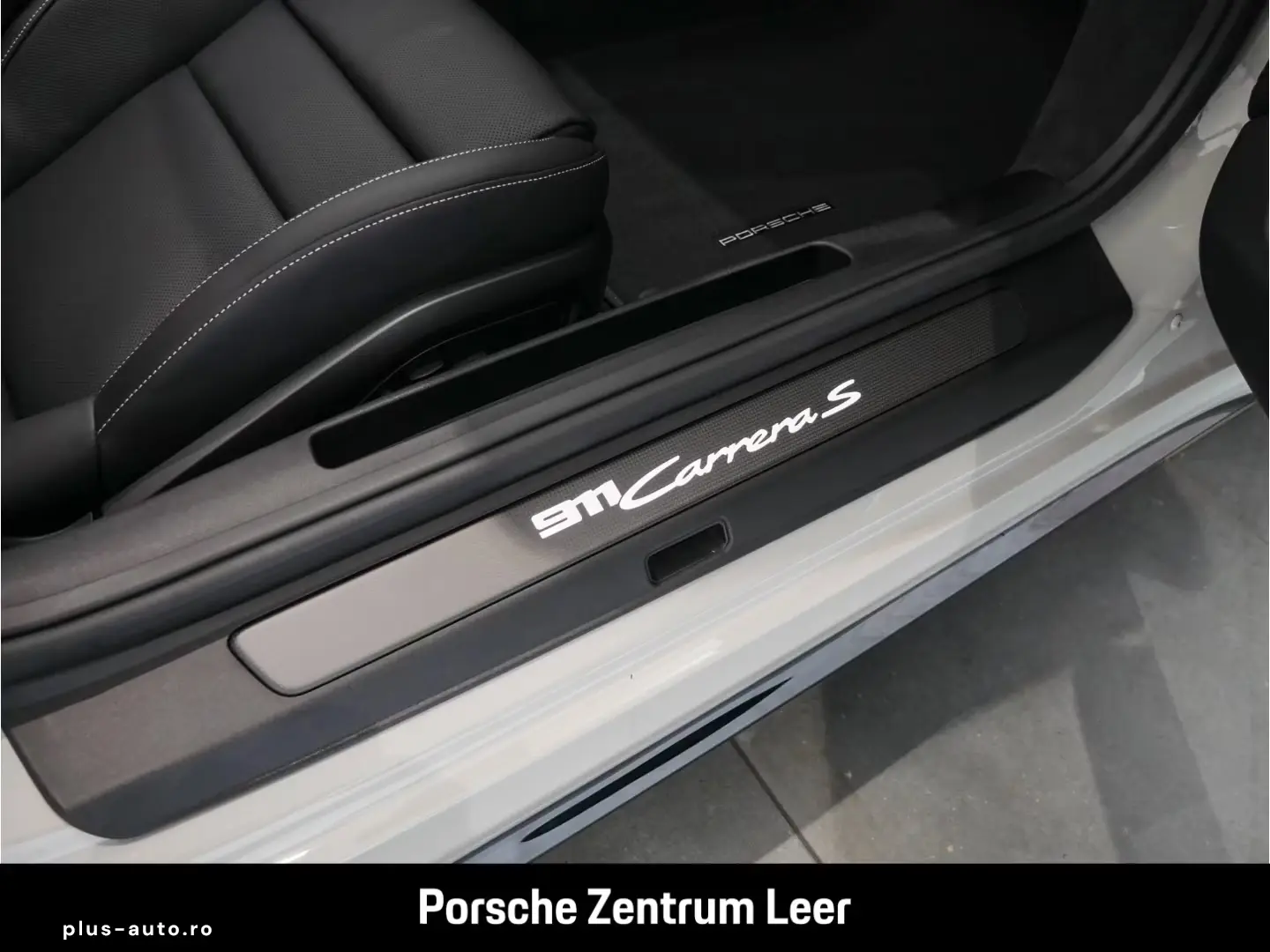 Porsche 911 (992) Carrera S Cabriolet SportDesign Bose C