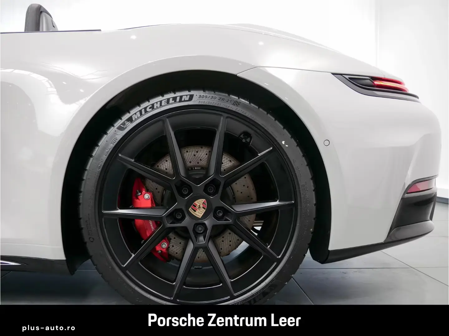 Porsche 911 (992) Carrera S Cabriolet SportDesign Bose C
