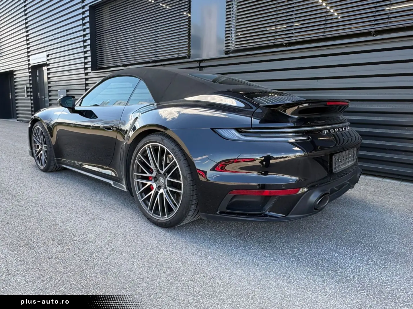 PORSCHE 911 - 992 Turbo Cabrio-LIFT-ABGAS-2.HAND