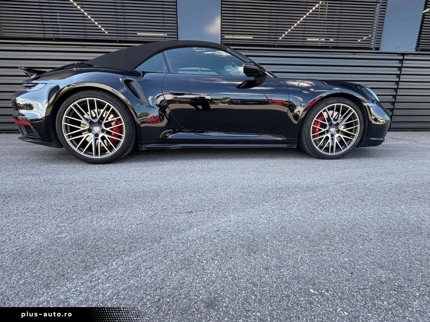 PORSCHE 911 - 992 Turbo Cabrio-LIFT-ABGAS-2.HAND