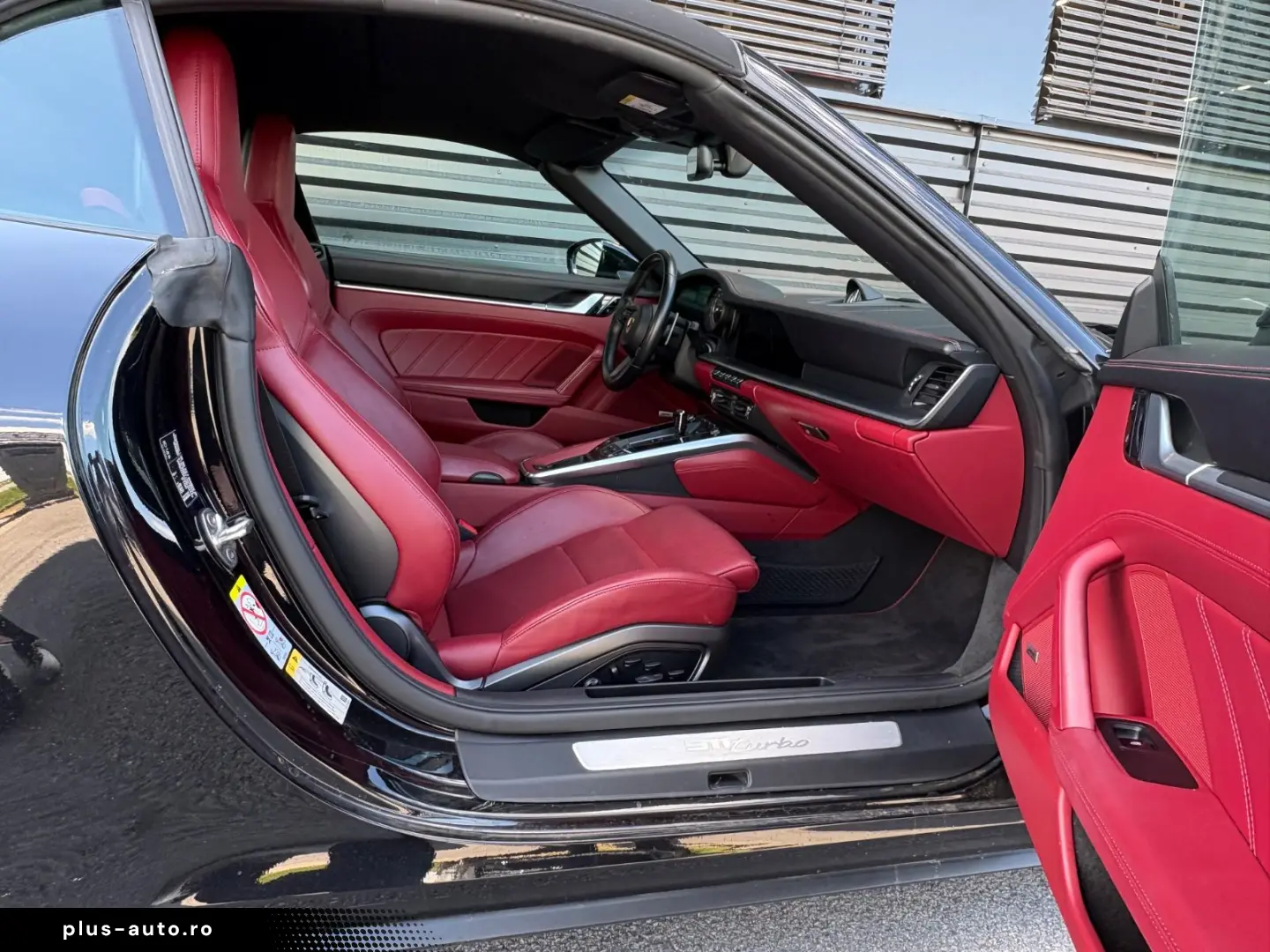 PORSCHE 911 - 992 Turbo Cabrio-LIFT-ABGAS-2.HAND