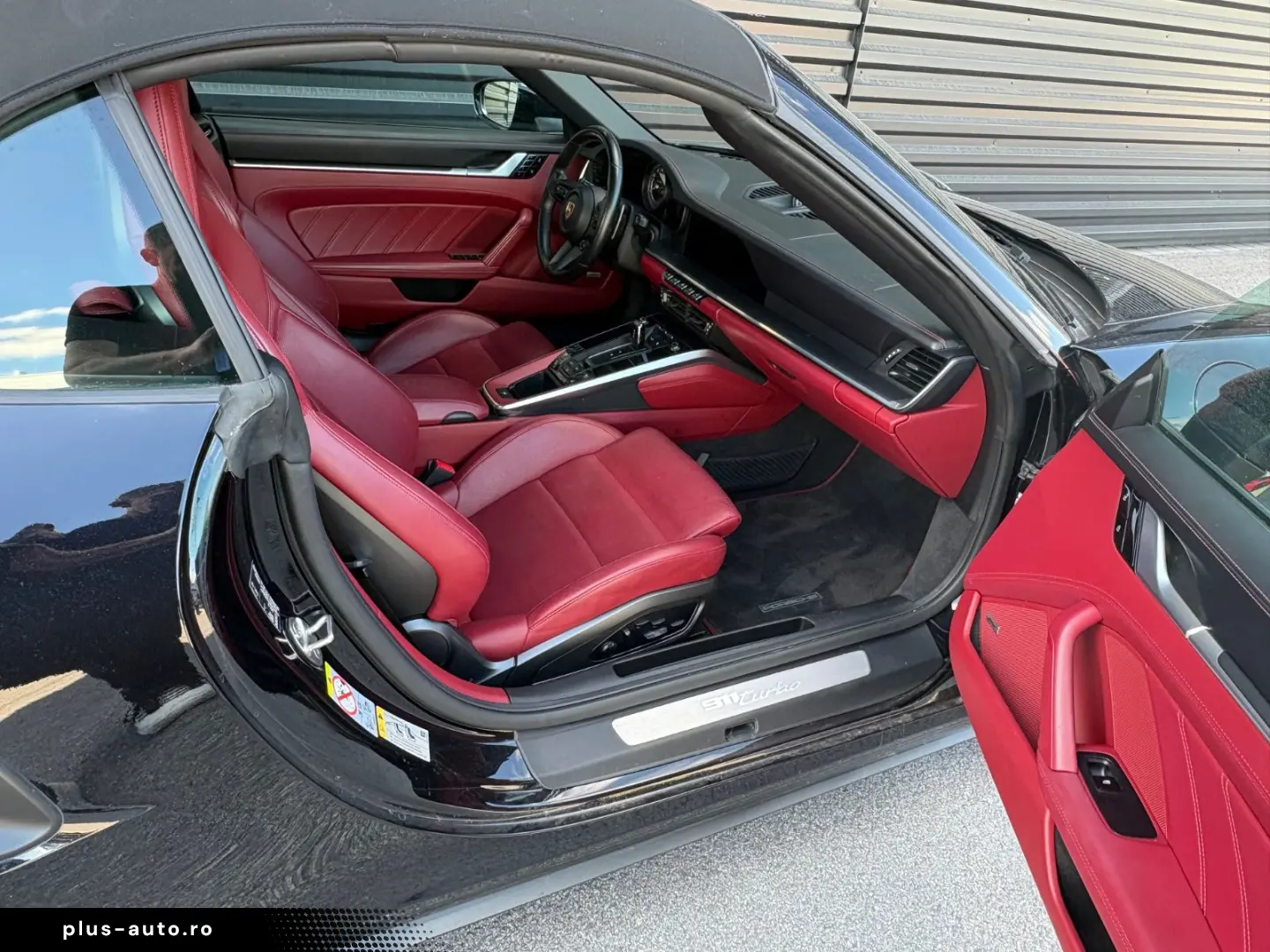 PORSCHE 911 - 992 Turbo Cabrio-LIFT-ABGAS-2.HAND