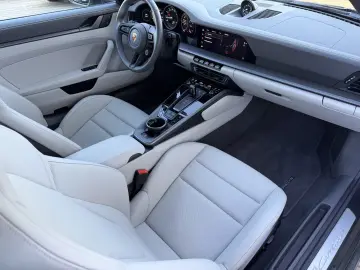 Porsche 992 Carrera S Cabriolet LIFT