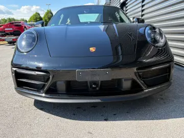 PORSCHE 911-992  Targa 4 GTS-LEDER SCHWARZ MOJAVEBEIGE!!