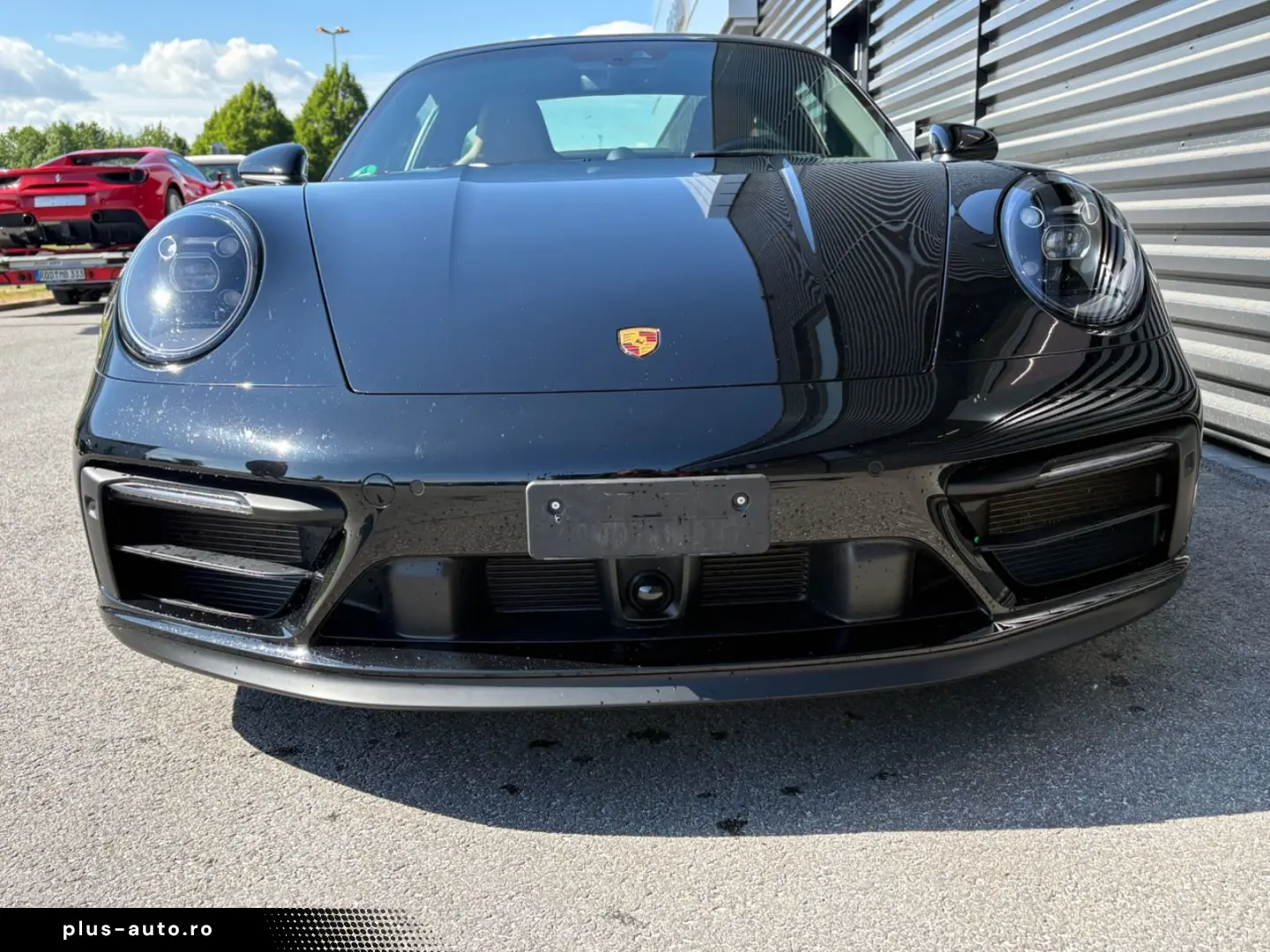 PORSCHE 911-992  Targa 4 GTS-LEDER SCHWARZ MOJAVEBEIGE!!