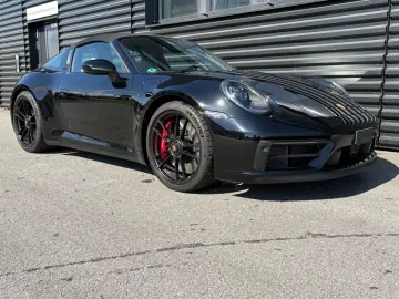 PORSCHE 911-992  Targa 4 GTS-LEDER SCHWARZ MOJAVEBEIGE!!