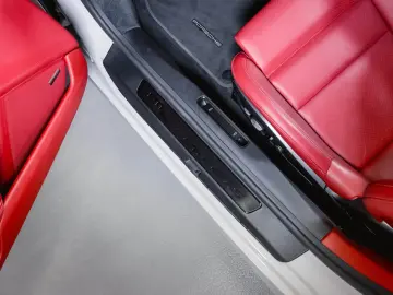 Porsche 992 911 Carrera 4 GTS Liftsystem BOSE