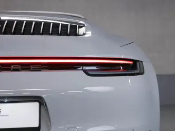 Porsche 992 911 Carrera 4 GTS Liftsystem BOSE