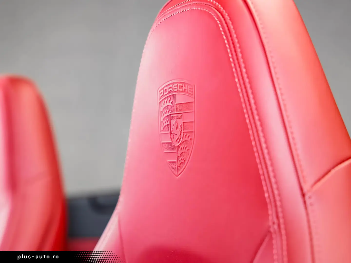 Porsche 992 911 Carrera 4 GTS Liftsystem BOSE
