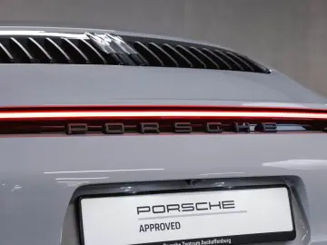 Porsche 992 911 Carrera 4 GTS Liftsystem BOSE