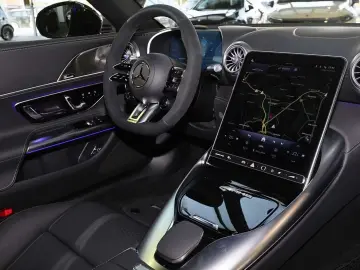 Mercedes-Benz AMG GT 43 HUD 360