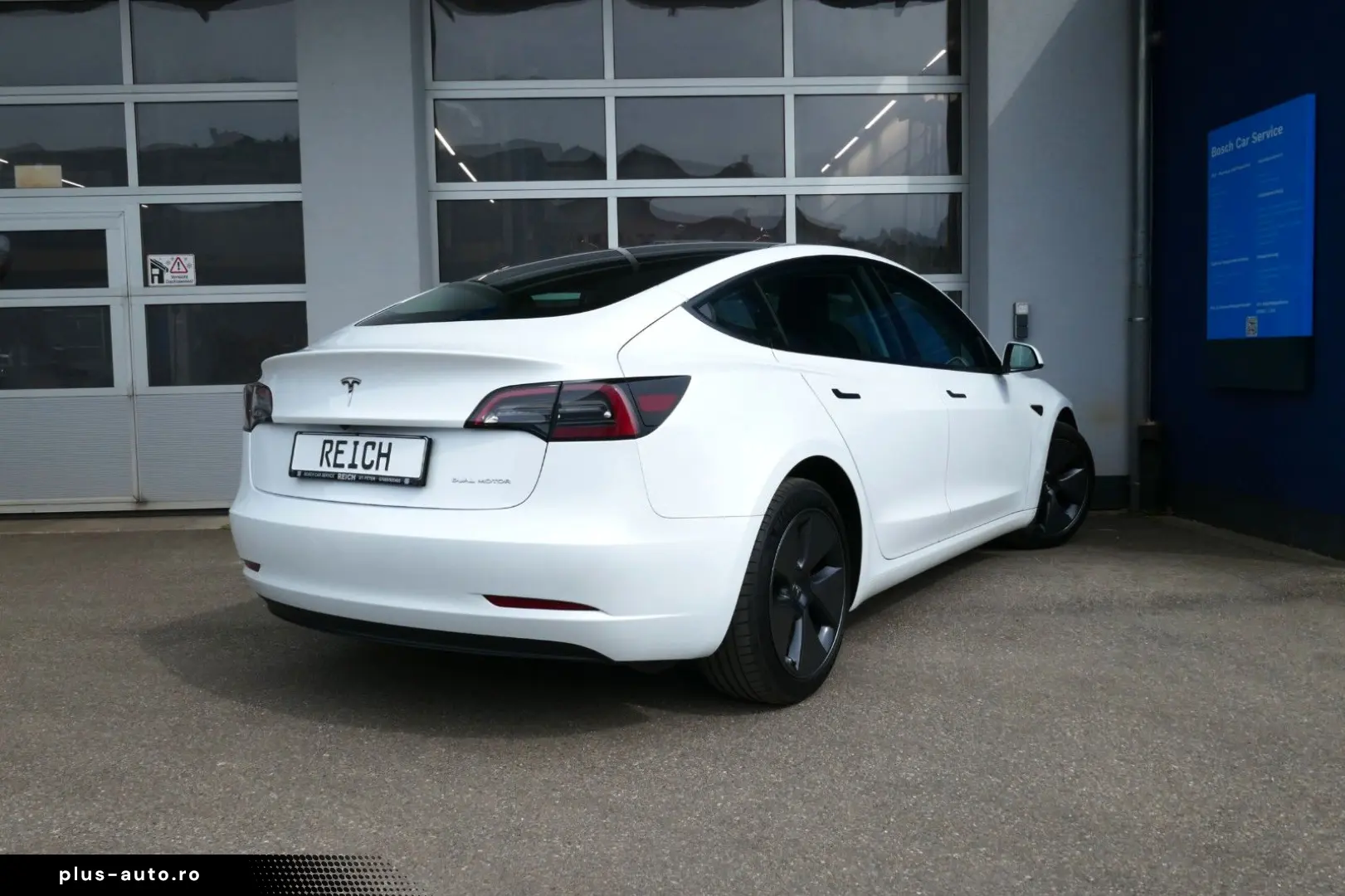 TESLA Model 3 Langstreckenbatt. Allradantrieb 93% SOH