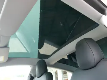 TESLA Model 3 Langstreckenbatt. Allradantrieb 93% SOH