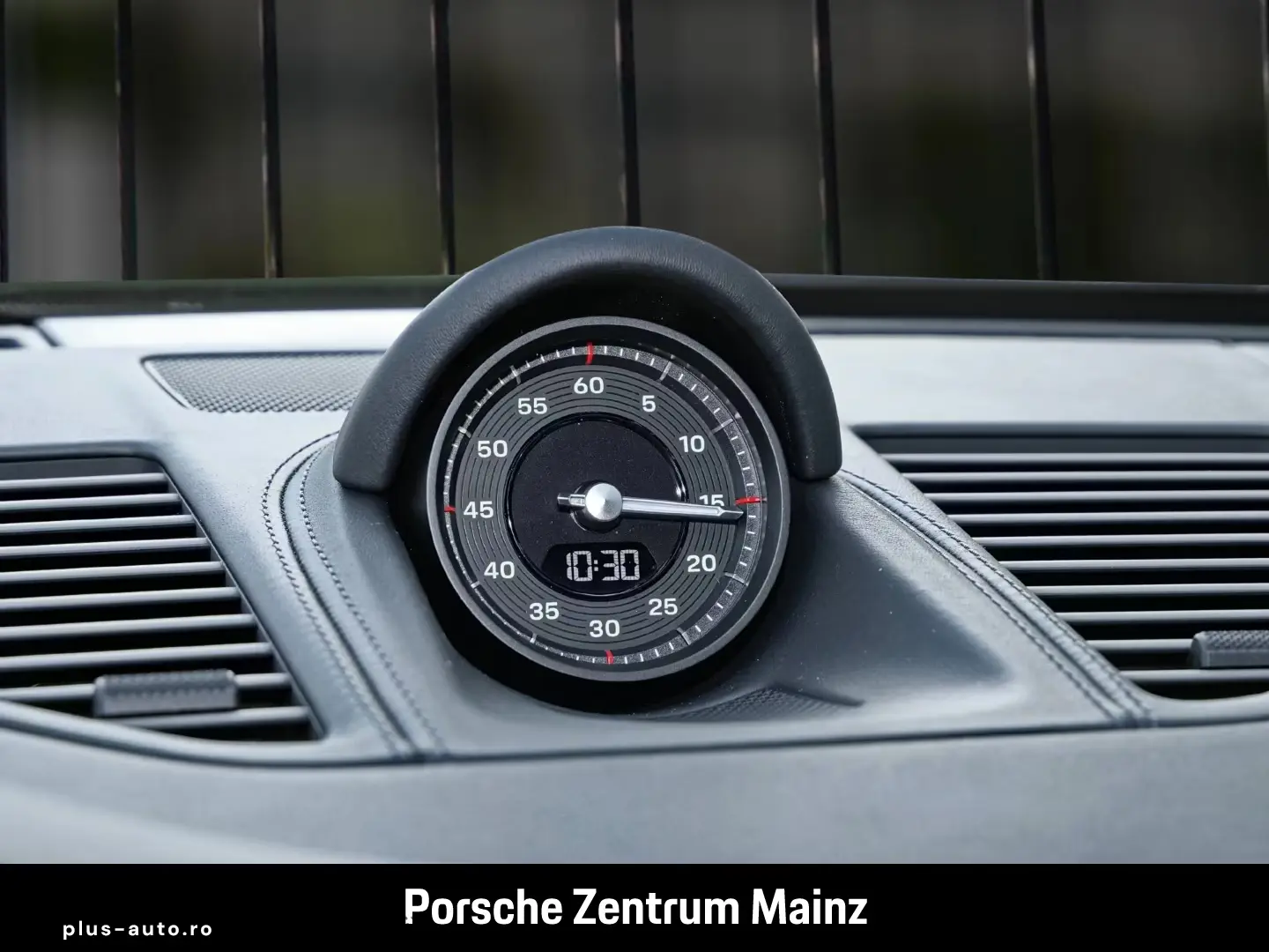 Porsche 992 911 Spirit 70 Clubleder Liftsystem-VA BOSE