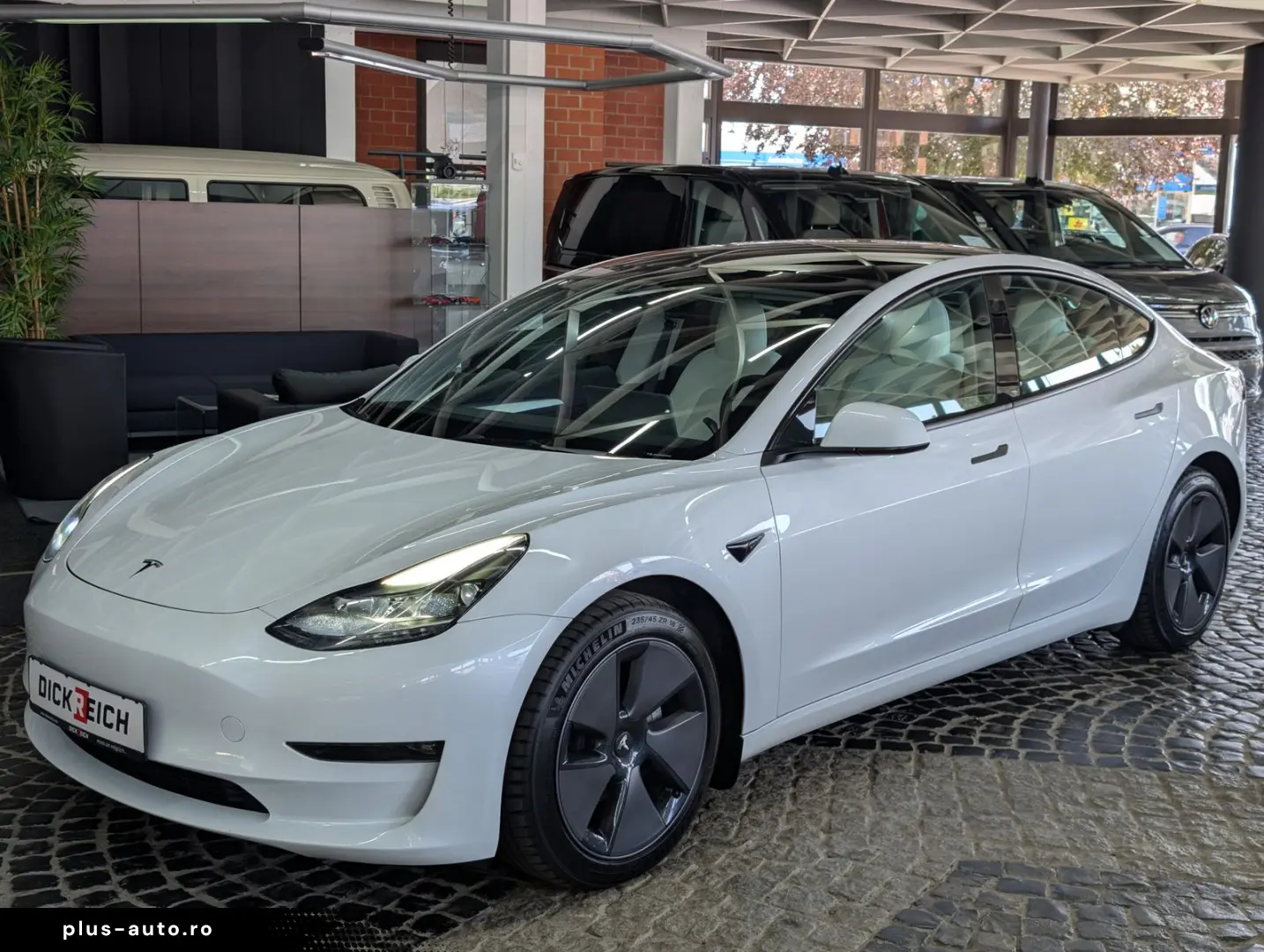 TESLA Model 3 Long Range Dual AWD 360  AMD PANO SOH94%
