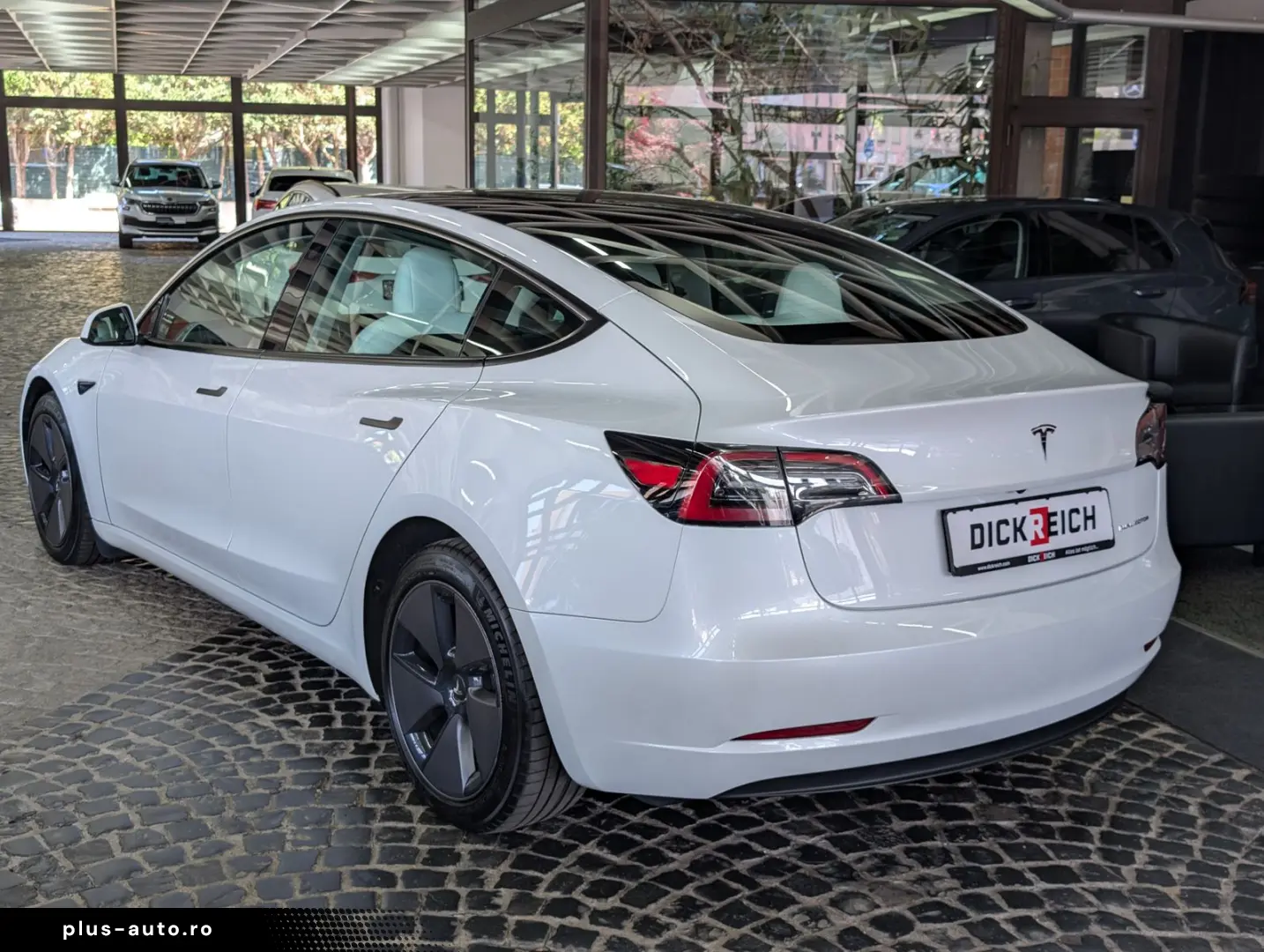 TESLA Model 3 Long Range Dual AWD 360  AMD PANO SOH94%