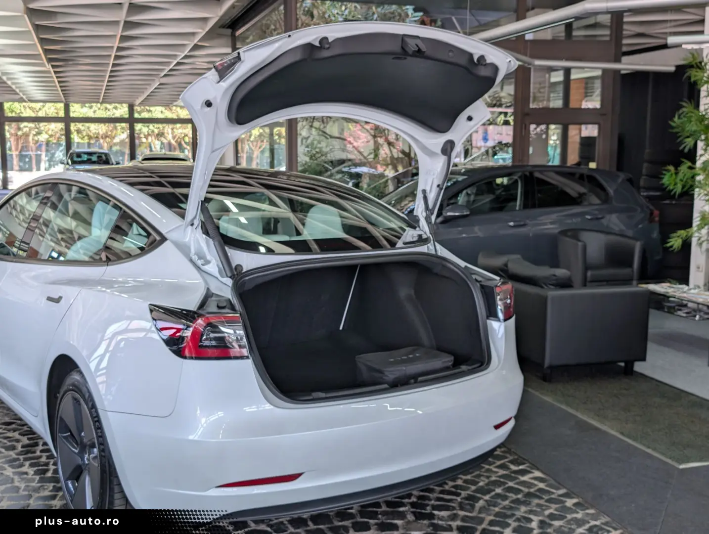 TESLA Model 3 Long Range Dual AWD 360  AMD PANO SOH94%