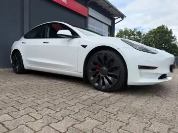 TESLA Model 3 Performance Dual AWD 513PS