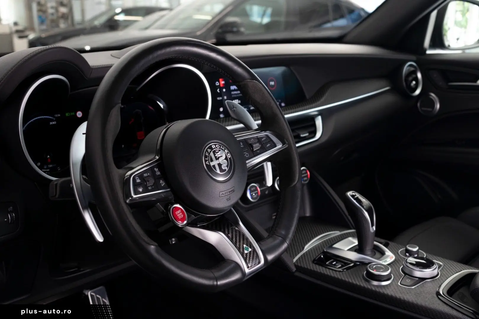 ALFA ROMEO Stelvio Quadrifoglio Q4 Pano H&K ACC