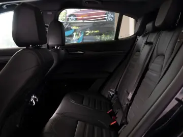ALFA ROMEO Stelvio Quadrifoglio Q4 Pano H&K ACC