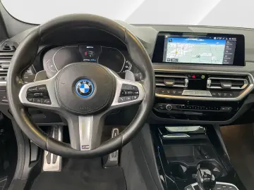 BMW X3 xDrive30e M Sportpaket AHK Panoramadach etc.