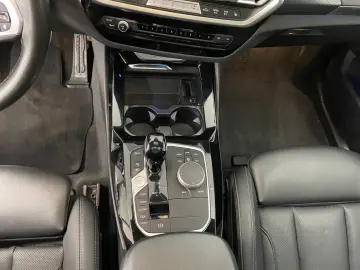 BMW X3 xDrive30e M Sportpaket AHK Panoramadach etc.
