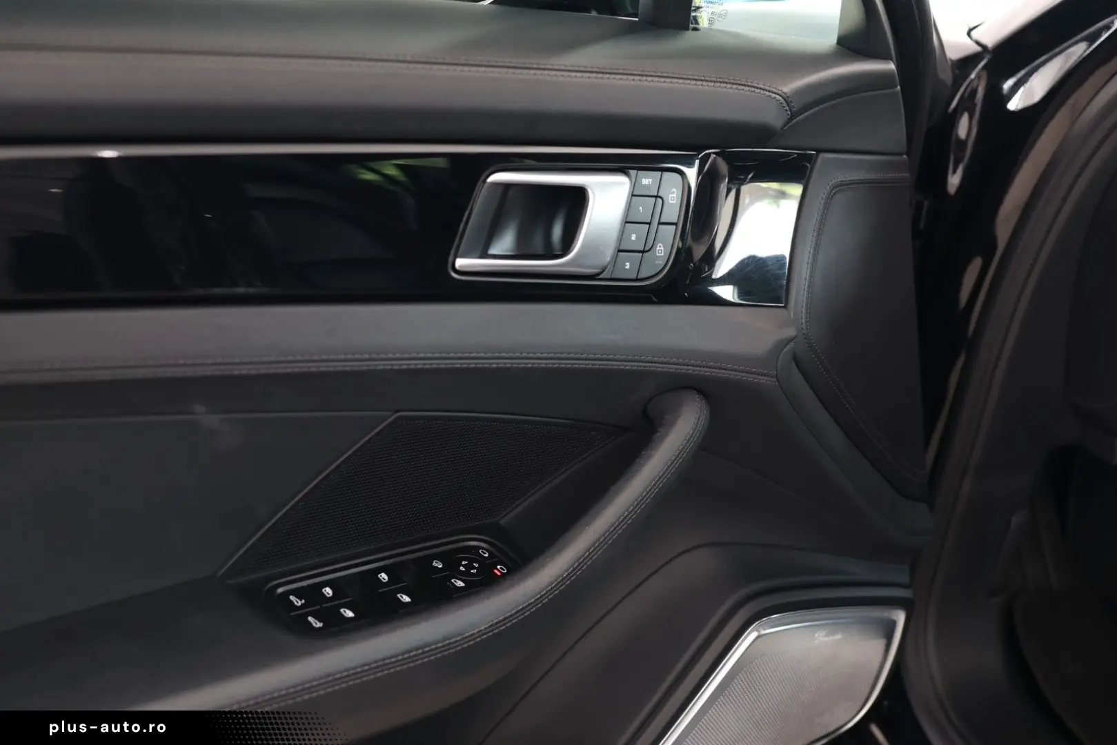 PORSCHE Panamera Turbo S Burmester Pano 360 ACC Soft