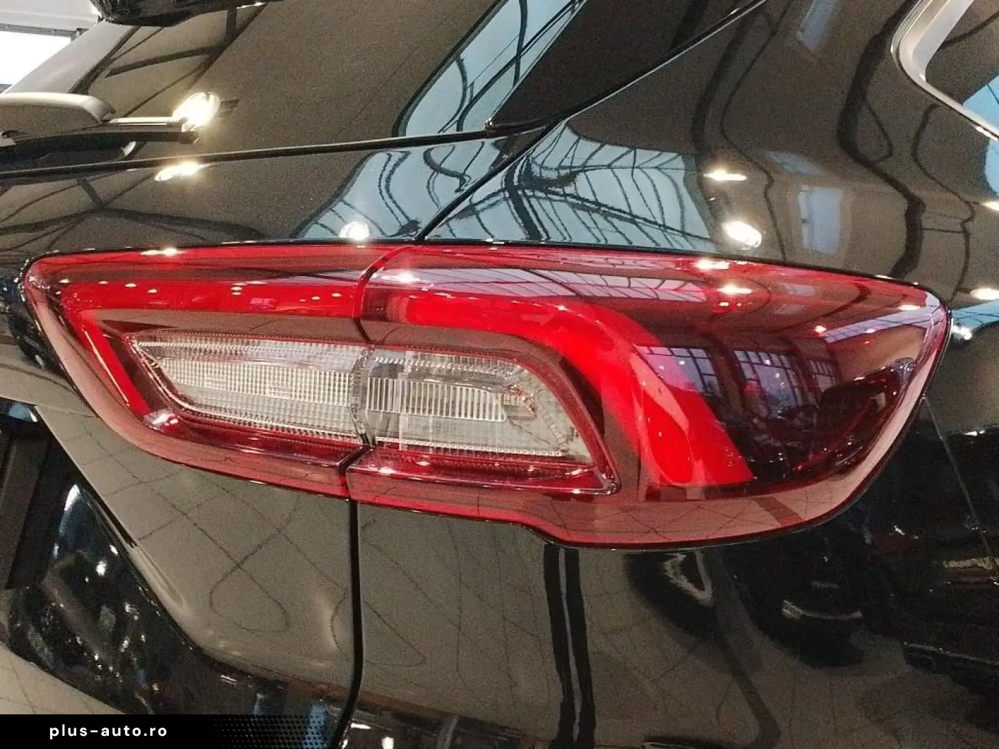 FORD KUGA 1.5 ST-LINE X PANO SHZ