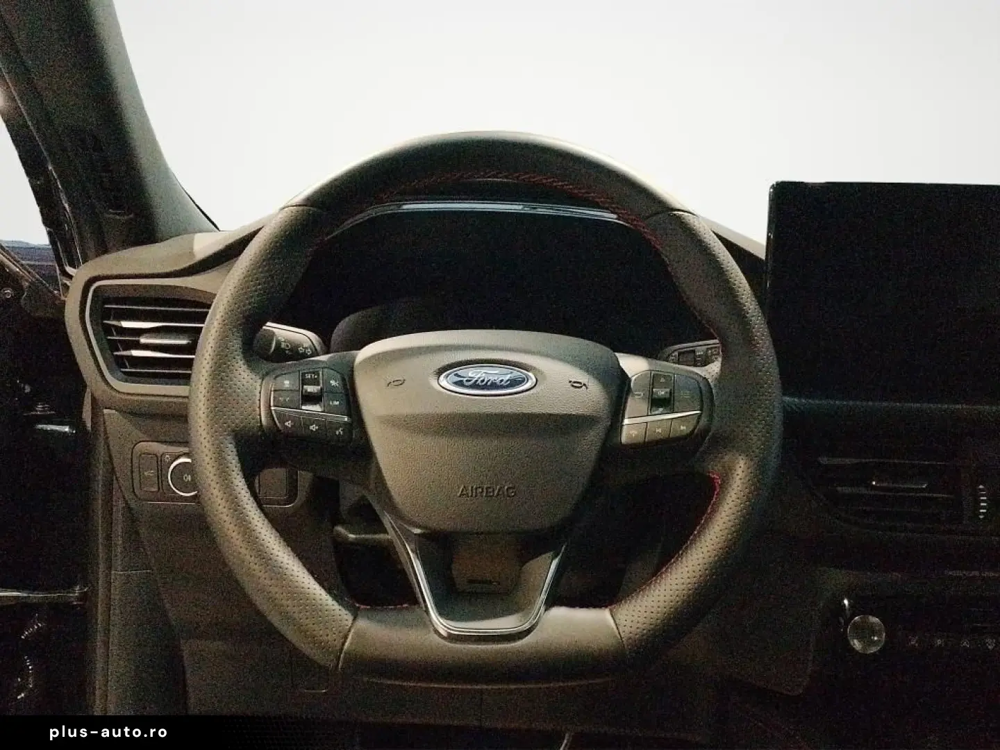 FORD KUGA 1.5 ST-LINE X PANO SHZ