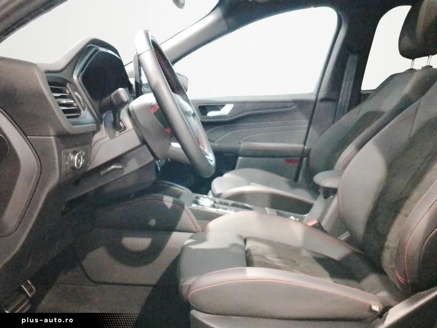 FORD KUGA 1.5 ST-LINE X PANO SHZ