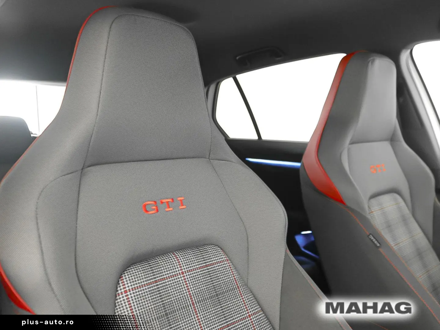 VW Golf VIII GTI 2.0 TSI LED  Navi HuD ParkPilot Re